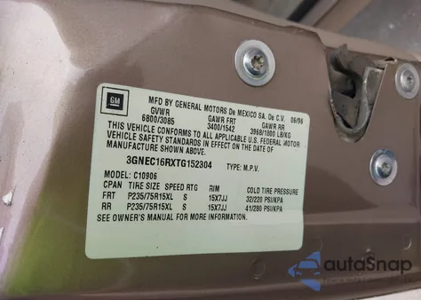 1996 Chevrolet Suburban C1500 z USA, uszkodzony, nr VIN 3GNEC16RXTG152304